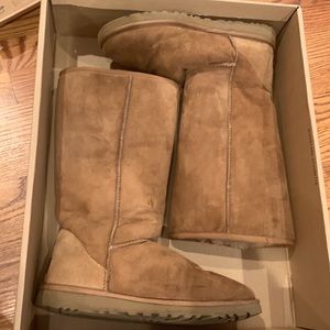 Ugg classic tall boots